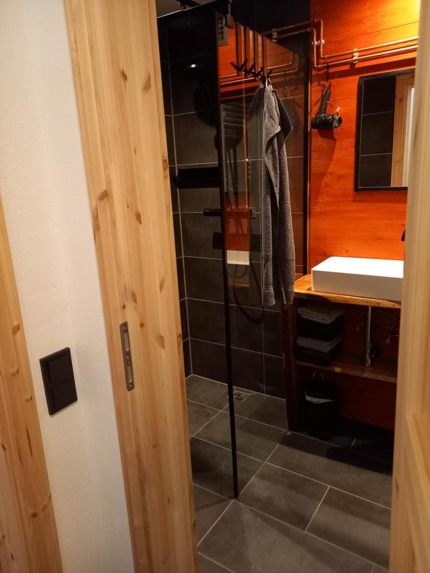 Explorer'S Lodge & Camping Helminghausen Buitenkant foto